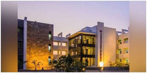 IBA Karachi expels student for publicly highlighting alleged .